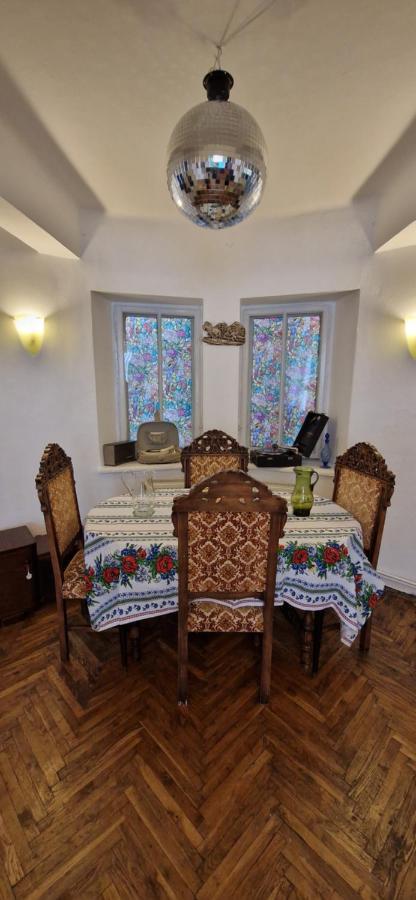 Domum - The Comunist Apartment Bukarest Kültér fotó